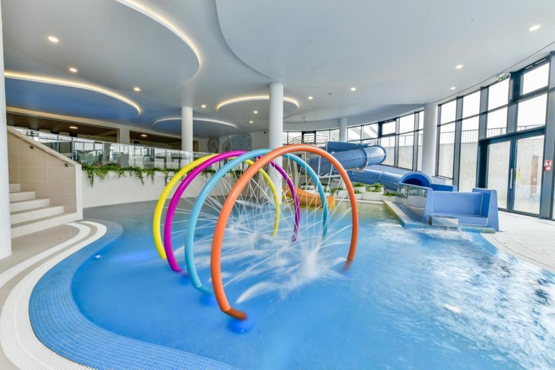 Polanki Aqua Apartament Luna Kolobrzeg Exterior photo